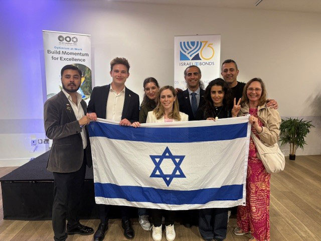 KOL-July-2026-Event-UK-Emily-Schrader-Photo-1 Daniel B, Nicholas Lissack, Beth Hodge, Emily Schrader, Niyak Ghorbani, Bahar, * , Margarita Horianos.