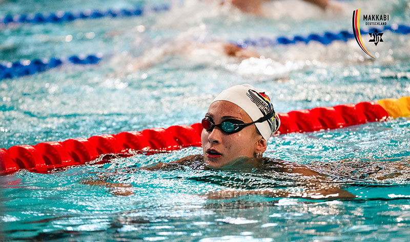 
Yael Rohde in action, representing Germany in the pool at her first Maccabiah Games.
